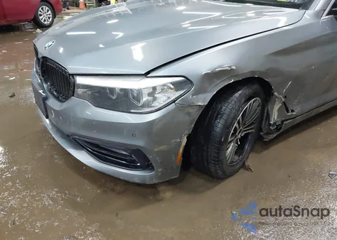 2018 BMW 540I xDrive z USA, uszkodzony, nr VIN WBAJE7C54JWC55030